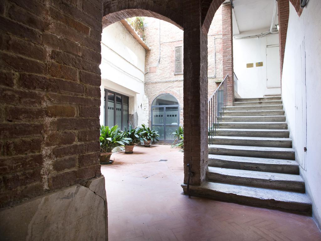 Il Nido Del Mangia Lägenhet Siena Exteriör bild