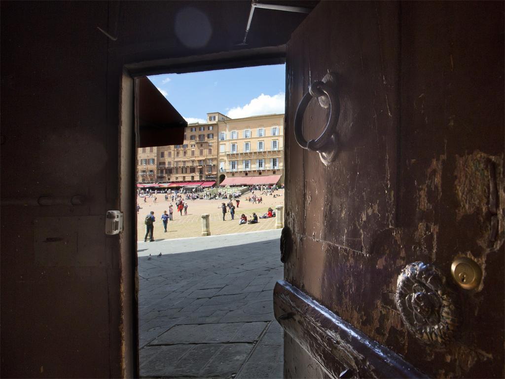 Il Nido Del Mangia Lägenhet Siena Exteriör bild